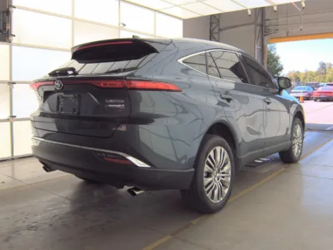Photos of 2021 Toyota Venza Limited for sale in Plano, TX at Gulliver Auto Group