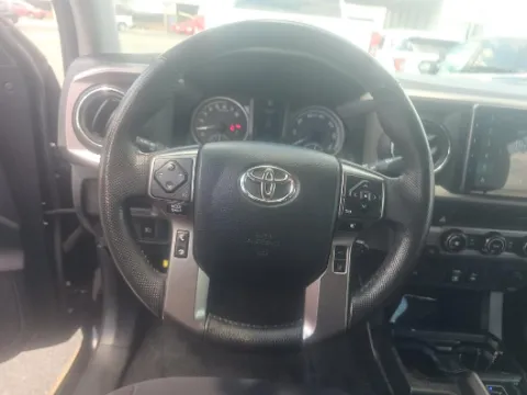 More photos of 2018 Toyota Tacoma SR5 at Gulliver Auto Group, TX