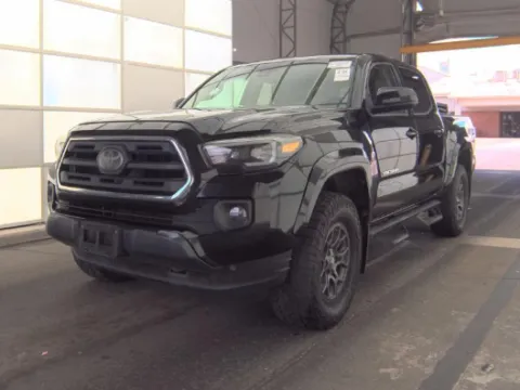 Black 2018 Toyota Tacoma SR5 for sale in Plano, TX