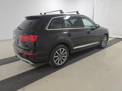 Photos of 2019 Audi Q7 45 SE Premium Plus for sale in Plano, TX at Gulliver Auto Group