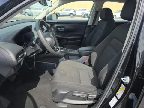More photos of 2023 Honda HR-V LX at Gulliver Auto Group, TX