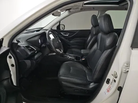 More photos of 2019 Subaru Forester Limited at Gulliver Auto Group, TX