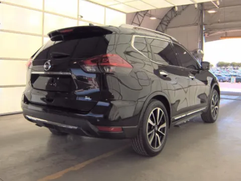 Photos of 2019 Nissan Rogue SL for sale in Plano, TX at Gulliver Auto Group
