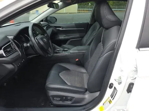 More photos of 2023 Toyota Camry SE at Gulliver Auto Group, TX