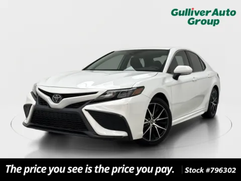 White 2023 Toyota Camry SE for sale in Plano, TX