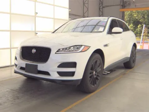 White 2018 Jaguar F-PACE 25t Prestige for sale in Plano, TX