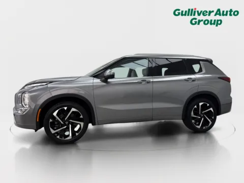 Photos of 2022 Mitsubishi Outlander SEL for sale in Plano, TX at Gulliver Auto Group