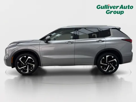 Another view of 2022 Mitsubishi Outlander SEL for sale in Plano, TX at Gulliver Auto Group