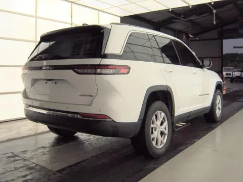 Another view of 2022 Jeep Grand Cherokee Limited for sale in Plano, TX at Gulliver Auto Group