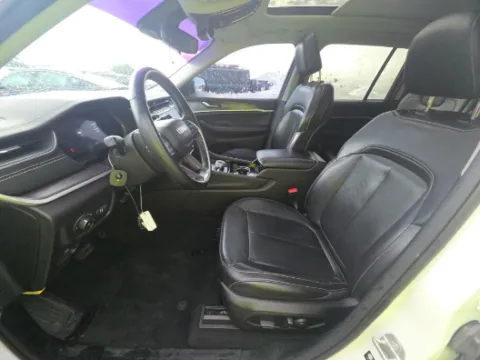 More photos of 2022 Jeep Grand Cherokee Limited at Gulliver Auto Group, TX