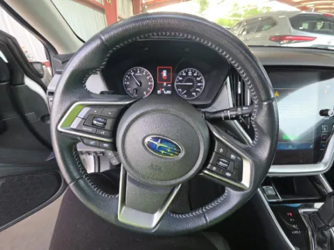 More photos of 2021 Subaru Outback Premium at Gulliver Auto Group, TX