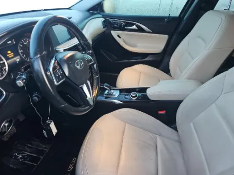 More photos of 2017 INFINITI QX30 Premium at Gulliver Auto Group, TX