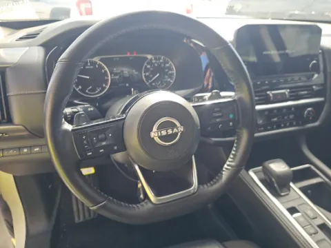 More photos of 2022 Nissan Pathfinder SL at Gulliver Auto Group, TX