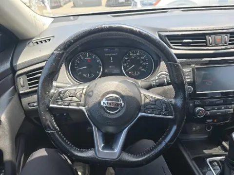 More photos of 2020 Nissan Rogue SV at Gulliver Auto Group, TX
