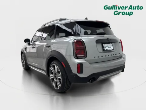 More photos of 2024 MINI Cooper S Countryman Iconic at Gulliver Auto Group, TX