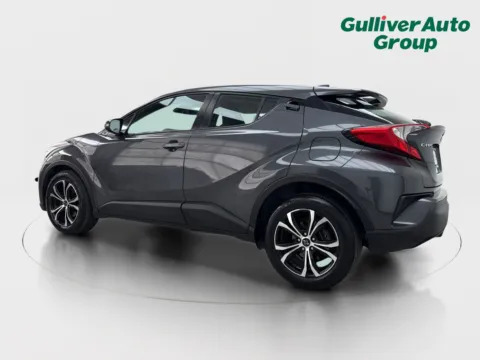 More photos of 2021 Toyota C-HR LE at Gulliver Auto Group, TX