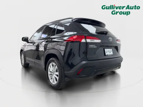 More photos of 2024 Toyota Corolla Cross LE at Gulliver Auto Group, TX