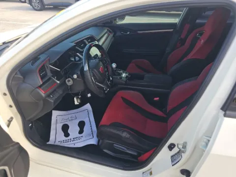 More photos of 2018 Honda Civic Type R Touring at Gulliver Auto Group, TX