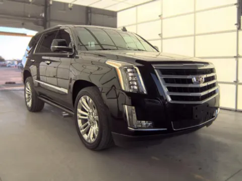 More photos of 2016 Cadillac Escalade Premium at Gulliver Auto Group, TX