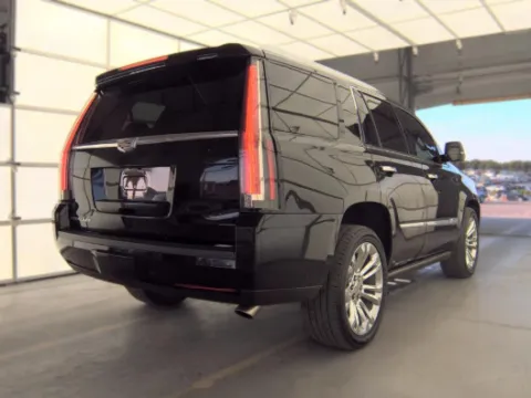 Another view of 2016 Cadillac Escalade Premium for sale in Plano, TX at Gulliver Auto Group