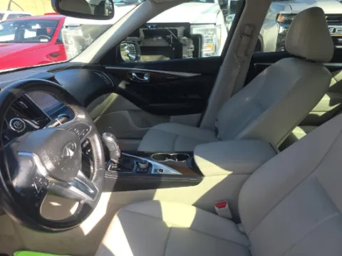 More photos of 2018 INFINITI Q50 3.0t LUXE at Gulliver Auto Group, TX