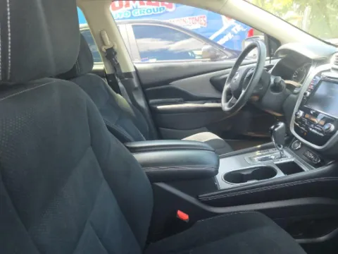 More photos of 2021 Nissan Murano SV at Gulliver Auto Group, TX