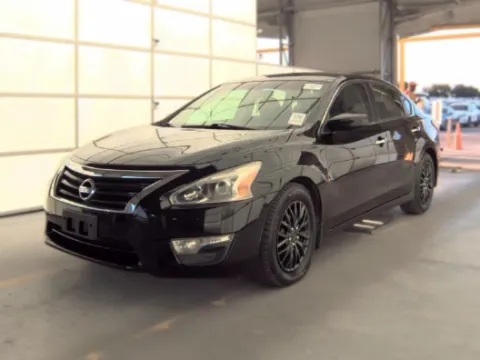 Photos of 2014 Nissan Altima 2.5 S for sale in Plano, TX at Gulliver Auto Group