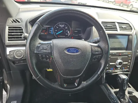 More photos of 2019 Ford Explorer Limited at Gulliver Auto Group, TX