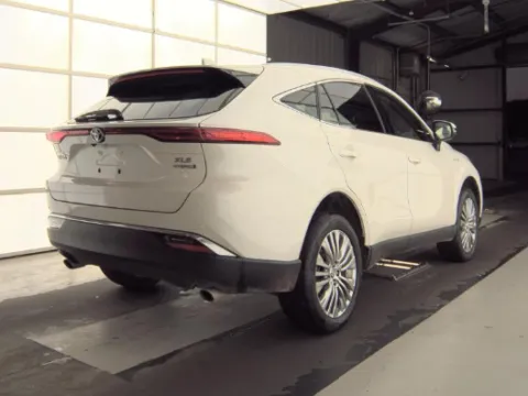 Photos of 2021 Toyota Venza XLE for sale in Plano, TX at Gulliver Auto Group