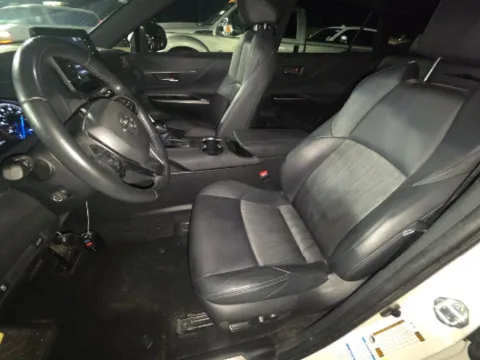 More photos of 2021 Toyota Venza XLE at Gulliver Auto Group, TX