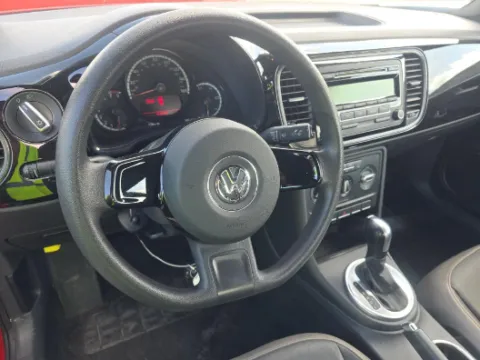More photos of 2015 Volkswagen Beetle 1.8T Classic at Gulliver Auto Group, TX