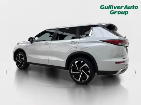 More photos of 2023 Mitsubishi Outlander SE Special Edition at Gulliver Auto Group, TX