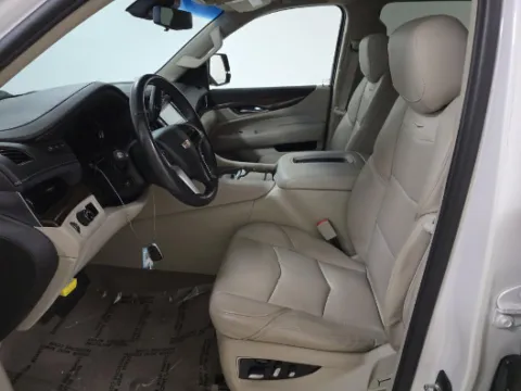 More photos of 2019 Cadillac Escalade Premium Luxury at Gulliver Auto Group, TX