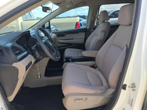 More photos of 2019 Honda Odyssey LX at Gulliver Auto Group, TX