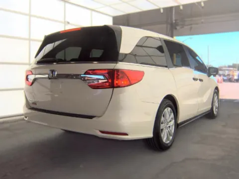 Photos of 2019 Honda Odyssey LX for sale in Plano, TX at Gulliver Auto Group