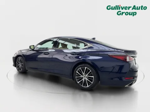 More photos of 2022 Lexus ES 350 at Gulliver Auto Group, TX