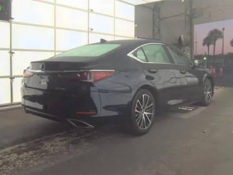 Photos of 2022 Lexus ES 350 for sale in Plano, TX at Gulliver Auto Group