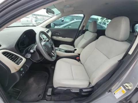 More photos of 2020 Honda HR-V LX at Gulliver Auto Group, TX