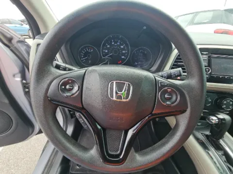 More photos of 2020 Honda HR-V LX at Gulliver Auto Group, TX