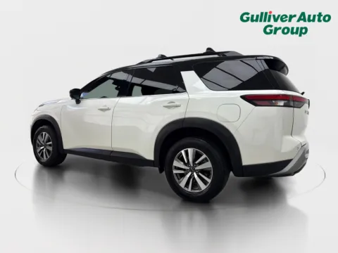 More photos of 2023 Nissan Pathfinder SL at Gulliver Auto Group, TX