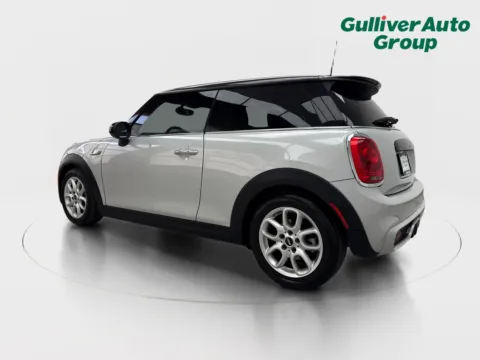 More photos of 2015 MINI Cooper S at Gulliver Auto Group, TX