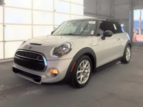 White 2015 MINI Cooper S for sale in Plano, TX