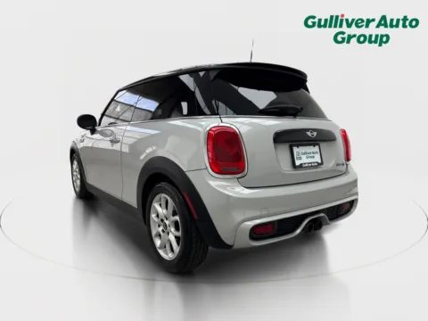 More photos of 2015 MINI Cooper S at Gulliver Auto Group, TX