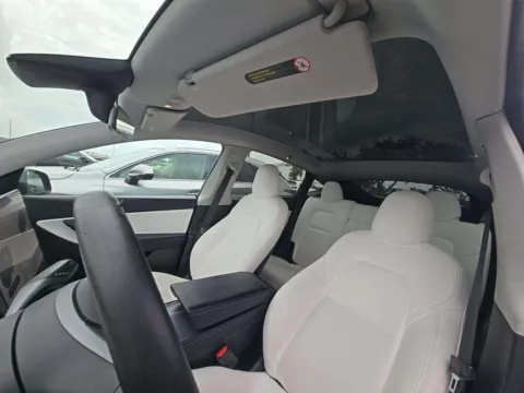 Photos of 2022 Tesla Model Y Performance for sale in Plano, TX at Gulliver Auto Group