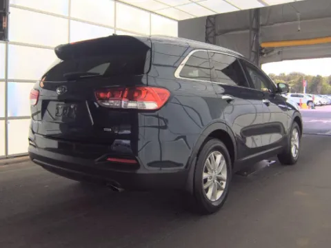 Photos of 2018 Kia Sorento LX for sale in Plano, TX at Gulliver Auto Group