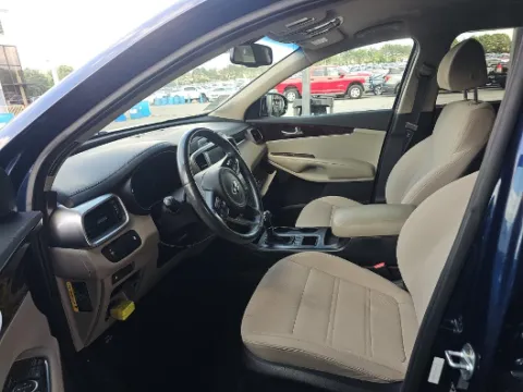 More photos of 2018 Kia Sorento LX at Gulliver Auto Group, TX