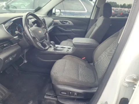 More photos of 2018 Chevrolet Traverse LT at Gulliver Auto Group, TX