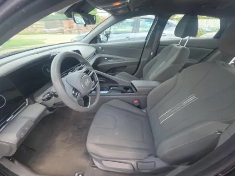 More photos of 2024 Hyundai Elantra SEL at Gulliver Auto Group, TX