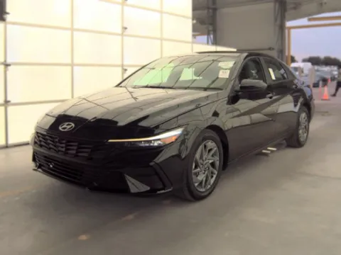 Black 2024 Hyundai Elantra SEL for sale in Plano, TX