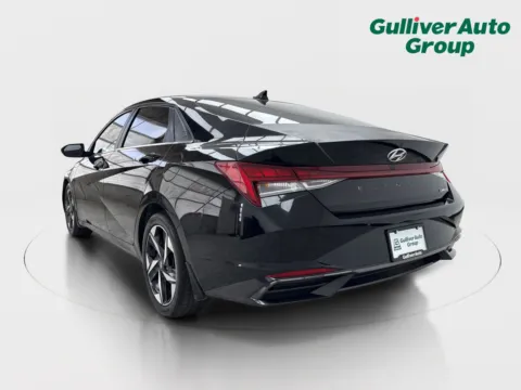 More photos of 2022 Hyundai Elantra Limited at Gulliver Auto Group, TX